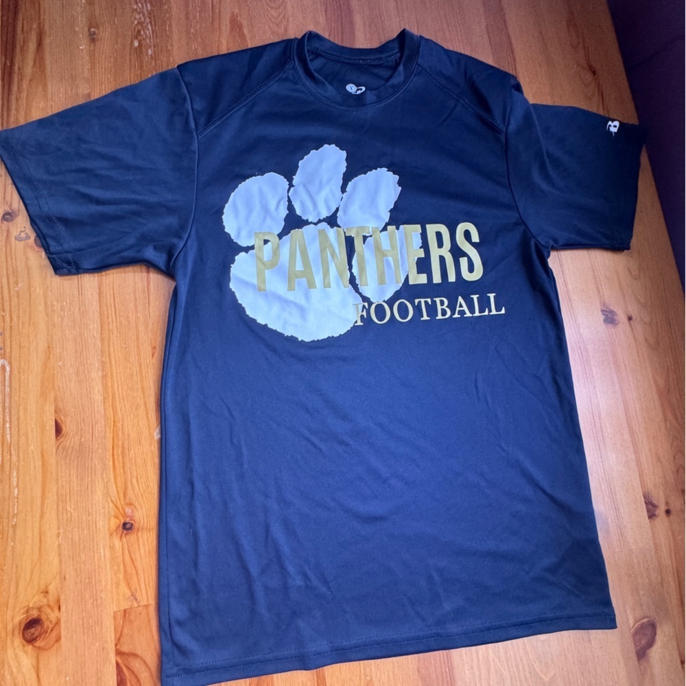 Badger sport Pitt panthers T-shirt size 8/10